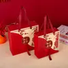 Uma Caixa de Presente para a Alegria de se Mudar para uma Nova Casa, Caixa de Doces, Caixa de Presente para um Banquete, Caixa de Embalagem de Presente Portátil Dourada de Alto Padrão