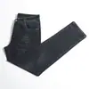 Novos jeans masculinos de perna reta espessados para outono e inverno, amigáveis à pele, duráveis, confortáveis, levemente elásticos, calças quentes para homens jovens e de meia-idade