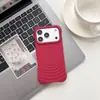 Funda de teléfono de color sólido con patrón de ondas y agujero grande, adecuada para Apple 17PROMAX, color sólido simple 16/15, tacto de alta gama 13/14