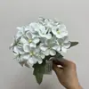 Ramo de Flores Begonia Artificiales con 5 Ramas, Decoración del Hogar Estilo Nórdico para Sala de Estar y Comedor, Decoración de Arreglo de Flores Falsas