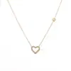 Collar de Acero Inoxidable Geométrico con Forma de Corazón, Chapado al Vacío, de Moda y Elegante, Estilo Francés Aogu, Cadena para Clavícula Versátil de Nicho para Mujer