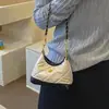 Corrente Axila Diagonal Transversal Moda Tendência Feminina Pequeno Estilo Chanel Xadrez Bordado Elegante Transfronteiriço Temperamento Cor Sólida Bolsa de Ombro Único