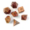 Procesamiento y Personalización de Dados Digitales Poliedros de Madera de Alta Calidad para Familia Dados Tetraédricos Octaédricos Interactivos