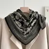 Lenço Quadrado Pequeno Estilo Chinês Lírio 70% Algodão e Linho para Mulheres, Primavera, Outono, Verão, Lenço Pequeno, Faixa de Cabelo Estilo Pastoral
