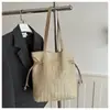 Bolsa de Palha Feminina Grande Capacidade com Cordão Nova para Primavera e Verão, para Férias e Praia, Bolsa de Mão e Bolsa de Ombro Casual Tendência 2026