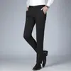 Calças masculinas de corte reto, novo estilo de primavera, calças sociais fluidas, calças compridas casuais, calças masculinas lisas para negócios