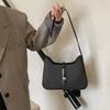 Bolsa de Design de Nicho Feminina Primavera 2025 Nova Moda Bolsa de Ombro Único Sob o Braço Bolsa de Mão Casual Simples