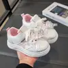 Zapatos de Skate para Niños 2026 Otoño Nuevo Estilo Moda Antideslizantes Superficie de Cuero Elegantes Versátiles Impermeables Resistentes al Desgaste Zapatos Casuales para Niñas