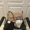 Comercio Exterior Tendencia de Personalidad Francesa 2026 Nueva Moda Alta Gama Retro Chic Simple Versátil Bolso Tote de Hombro Único