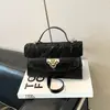 Bolsa Nova Tendência Primavera 2026, Bolsa Fofa e Estilosa com Toque de Luxo, Bolsa Quadrada de Ombro Casual da Moda