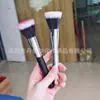 Brocha para Rubor Stipple, Punta Fina Ligera de Doble Capa, Brocha de Maquillaje Facial de Cerdas Suaves, Clara y No Pesada, Brocha de Maquillaje de Cabeza Plana, Herramienta de Belleza