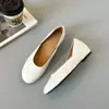 Sapatos femininos retro franceses simples para o dia a dia slip-on bico redondo sapatos internos de solado único feminino couro macio salto escondido sapatos de vovó sola macia tamancos