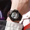 [Fábrica] Reloj Electrónico para Hombre Adulto Reloj Luminoso Multifunción Resistente al Agua Diariamente Reloj para Jóvenes Niños