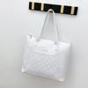 Bolso tote de gran capacidad con relieve de diamante 2023 nuevo moda moderno fresco color sólido decoración de lentejuelas bolso de hombro