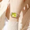 Estilo popular de celebridad de internet mismo modelo broche pequeño reloj estilo mujer reloj verde pequeño pulsera verde rectangular reloj mujer venta al por mayor