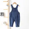 Roupas Infantis Primavera e Outono 2026 Estilo Coreano Macacão Infantil 0-3 Anos Macacão de Veludo para Bebê Calça Infantil Versátil