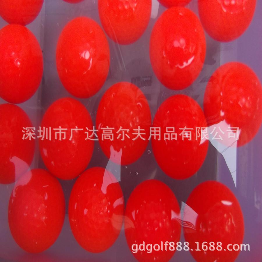 高尔夫红色浮水球