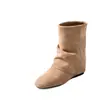Coleção nova de 2026: botas femininas de bico quadrado, com pregas no tornozelo e um salto interno de 5cm, projetadas para fazer as pernas parecerem mais finas e altas no outono e inverno, apresentando material em camurça e um estilo de bota curto e bloco