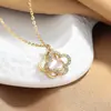 Colar de Trevo de Quatro Folhas da Sorte Feminino Fritillaria Luxo Leve Nicho Simples Versátil Elegante Corrente de Clavícula de Alta Qualidade Novo Estilo 2024