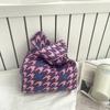 Bolsa de punto de diseño nicho de Corea del Sur con estampado de pata de gallo, bolso de hombro o axila con personalidad de moda, minibolso tejido para mujer