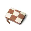 Venta directa de fábrica bolsa para tarjetas tejida de alta gama estilo ins de piel de vaca monedero plegable de cuero con cremallera para mujer