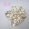 Elástico de Cabelo Flor de Botão com Babados Franceses em Cetim Perolado Estilo Coreano, Elástico de Cabelo de Alta Qualidade e Elegante, Faixa de Cabeça e Flor