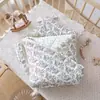 Manta de Swaddle Fofa Estilo Cartoon Coreano para Bebês Outono e Inverno para Recém-Nascidos, Manta Confortável de Tecido Amassado com Design Espesso de Pelúcia