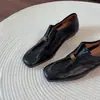 Primer Encuentro con los Mocasines de Estilo Vintage Old Money con Hebilla Metálica Plisada para Mujer, Zapatos Británicos de Cuero Planos sin Cordones