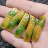 Pingente de lótus de jade amarelo com dois furos, pulseira de flor de peônia em blocos de cor amarela, pingente de colar, placa de jade, pingente de jade