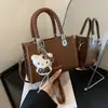 Bolsas de Diseño de Nicho Texturizadas Otoño 2026 para Mujer Bolso de Hombro Versátil Bolso de Hombro de Gama Alta Bolso Cruzado Bolso de Mano