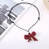 Nuevo Collar con Colgante de Resina Roja en Forma de Lazo para Mujer Accesorios de Joyería Simples y Versátiles Listos para la Venta