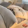 2026 Nuevo Juego de Ropa de Cama de Lana de Leche de Cuatro Piezas Invierno Espesado Coral Franela Ropa de Cama Funda de Edredón Sábana Juego de Tres Piezas