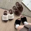 Antiderrapante à Prova de Umidade Versátil Novo Estilo Coreano Estampa de Leopardo Pelúcia Sola Grossa Chinelos Chinelos Feminino Uso Externo Sola Grossa Tira no Calcanhar Moderno