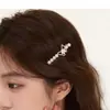 Grampo de Cabelo Pérola Borboleta Doce Novo para Mulheres Primavera e Verão Clipe para Franja Lateral Clipe de Um Caractere Grampo de Cabelo Refinado de Alta Qualidade Acessório de Cabeça