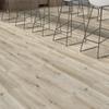 Piso Vinílico Stone Plastic 4,5mm Sala de Estar Escritório Impermeável Antiderrapante Resistente ao Desgaste Textura de Madeira Embossado Piso SPC
