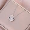 Collar para Mujer Transfronterizo Flor de Cuatro Hojas Multi-Uso Amor Cadena Clavícula Apertura y Cierre Diseño Nicho de Moda Collar de Acero de Titanio