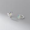 Nalan Plata de Ley S925 Fresca y Elegante Calada Súper Brillante Diamante Mariposa de Moda Dulce Versátil Hebilla de Oreja M07276