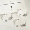 Pendientes de botón de perla gris Pendientes de temperamento de lujo ligero para mujer pendientes
