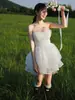 Vestido de novia corto estilo coreano, sensación nicho de alta gama, sesión de fotos al aire libre temática de estudio, minivestido ultraligero de compromiso y registro para mujeres