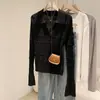 Top de punto acanalado morado de manga larga estilo coreano para mujer, nuevo modelo primavera 2025, corte ajustado, favorecedor, suave y acogedor, top base