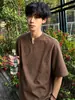 Camiseta Masculina Refrescante no Estilo Old Money com Gola V, Mangas Curtas, Estilosa e Fresca, Feita de Tencel Lyocell, com Cara de Verão, Respirável, de Alta Qualidade