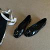 Zapatos Planos con Remaches de Moño para Mujer 2025 Primavera Nuevos Moda Francesa Planos Poco Profundos Redondos Zapatos de Ballet