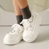 Sapatos Femininos de Salto Único Tamanho Grande Transfronteiriço 34-44, Estilo Europeu e Americano Bico Redondo Sapatos de Verniz de Salto Grosso, Sapatos de Couro de Cor Sólida Salto Alto Decotados