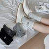Calcetines de Algodón Sin Costuras de Longitud Media con Bordado de Cachorro de Dibujos Animados de Color Sólido, Estilo Japonés, Novedad Otoño e Invierno, Calcetines para Mujer Estilo Coreano al por Mayor
