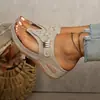 Sandalias de cuña con tiras caladas y puntera de tanga para mujer, transfronterizas, con hebilla metálica, suela gruesa, antideslizantes, transpirables, adecuadas para ir al trabajo en verano, playa, versátiles, suela suave