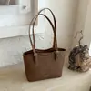 Bolsa tote minimalista de grande capacidade, nicho de moda estilo coreano, novo modelo 2026, bolsa de ombro e transversal de alta qualidade