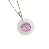 Collar de estilo étnico en plata s925 con incrustaciones de esmalte y flor de cerezo, colgante con hebilla de seguridad de jade hetiano natural