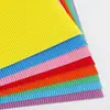 Papel Corrugado de Colores A4 DIY Papel de Agujeros de Colores Papel Hecho a Mano Papel Ondulado de Tres Capas para Niños Pequeños Venta Directa de Fábrica