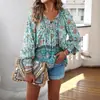 2025 Primavera y Verano Nuevos Tops y Camisas Estilo Bohemio de Resort Estampados con Cuello en V y Cordones de Manga Larga para Mujer