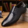 Comércio exterior masculino negócios casuais sapatos masculinos 2024 novo crocodilo plus size moda Joker versão coreana de uma geração de cabelo